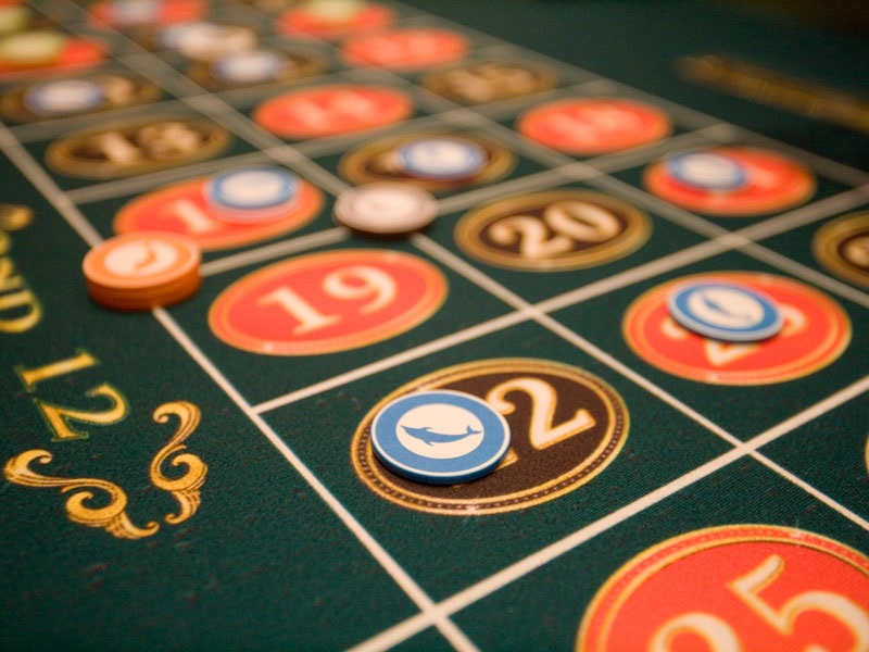 Decoding Casino Lingo: Understanding Gaming Terminologies