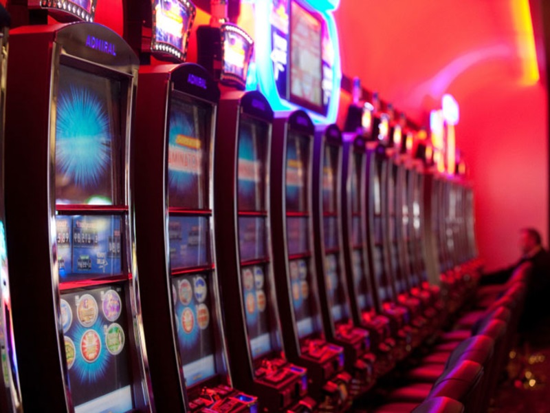 The Evolution of Slot Machines: From Mechanical to Digital